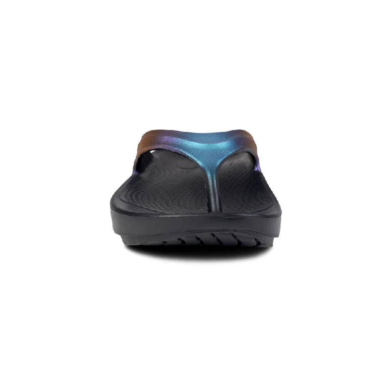 OOFOS OOlala Luxe Midnight Spectre Sandal (Unisex)