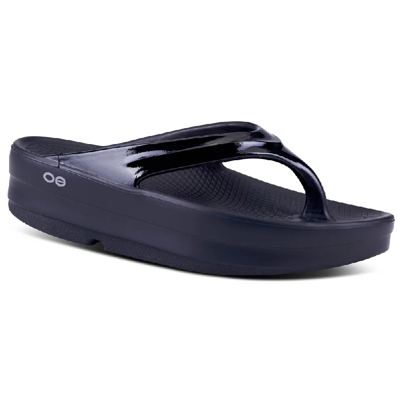 OOFOS OOmega OOlala Black Sandal (Women's)