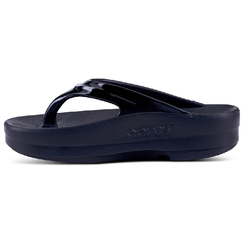 OOFOS OOmega OOlala Black Sandal (Women's)