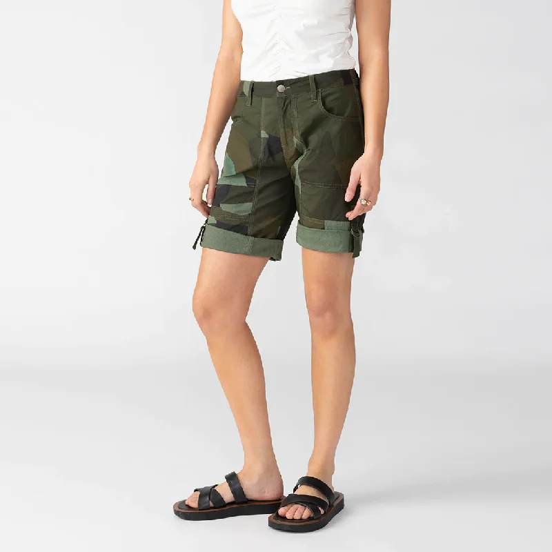 Cali Shorts (Green Scape)