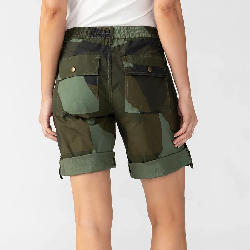 Cali Shorts (Green Scape)